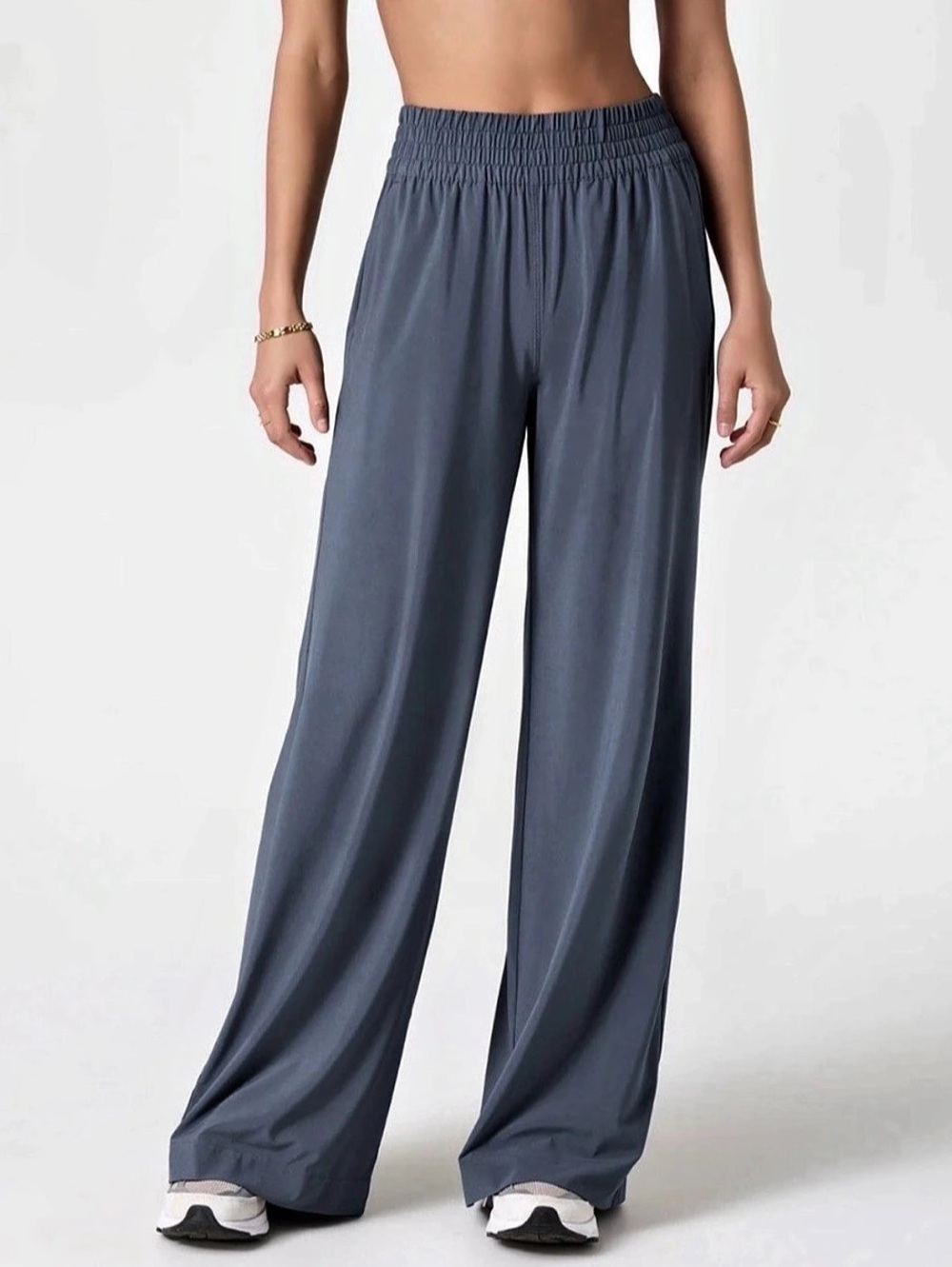 Vuori Wide-Leg Pull-On Pants in Azure